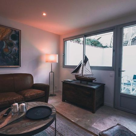 Appartement Avec Cour Privee Centre Ville Classe 4 Etoiles Remparts 1 Λα Ροσέλ Εξωτερικό φωτογραφία
