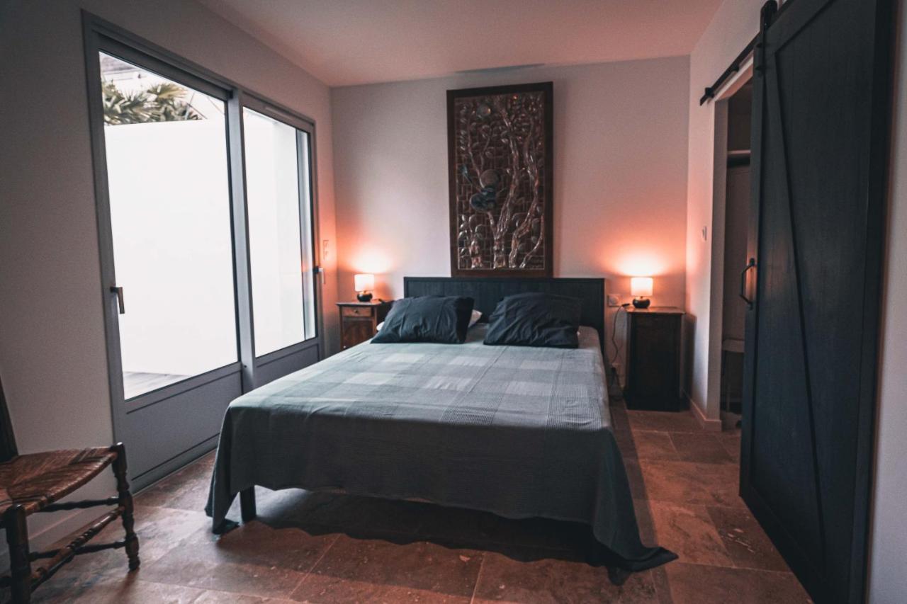 Appartement Avec Cour Privee Centre Ville Classe 4 Etoiles Remparts 1 Λα Ροσέλ Εξωτερικό φωτογραφία