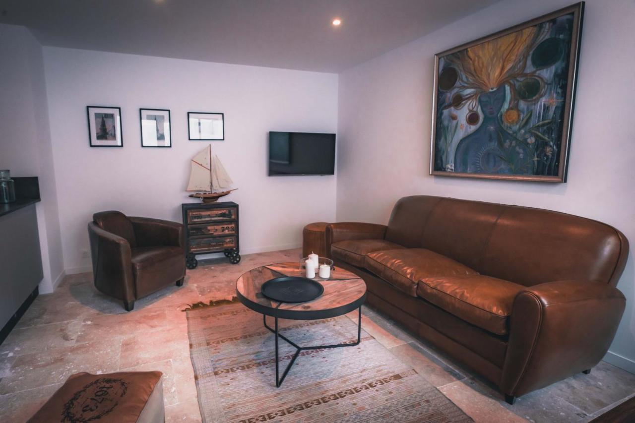 Appartement Avec Cour Privee Centre Ville Classe 4 Etoiles Remparts 1 Λα Ροσέλ Εξωτερικό φωτογραφία